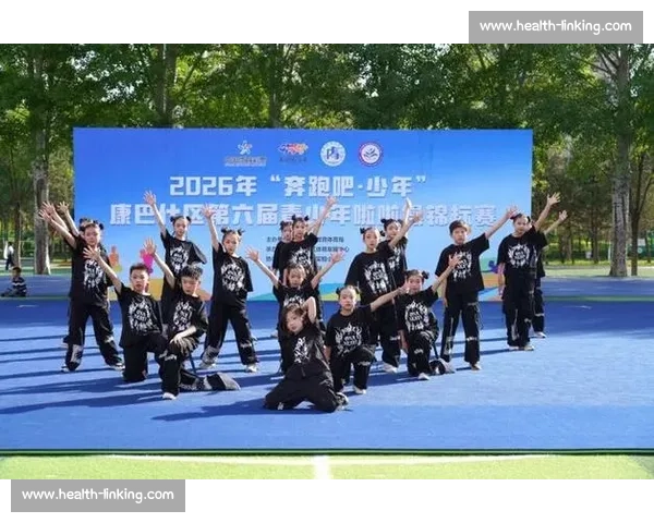 比赛开始铃声响起瞬间点燃全场激情与紧张氛围的精彩瞬间揭秘